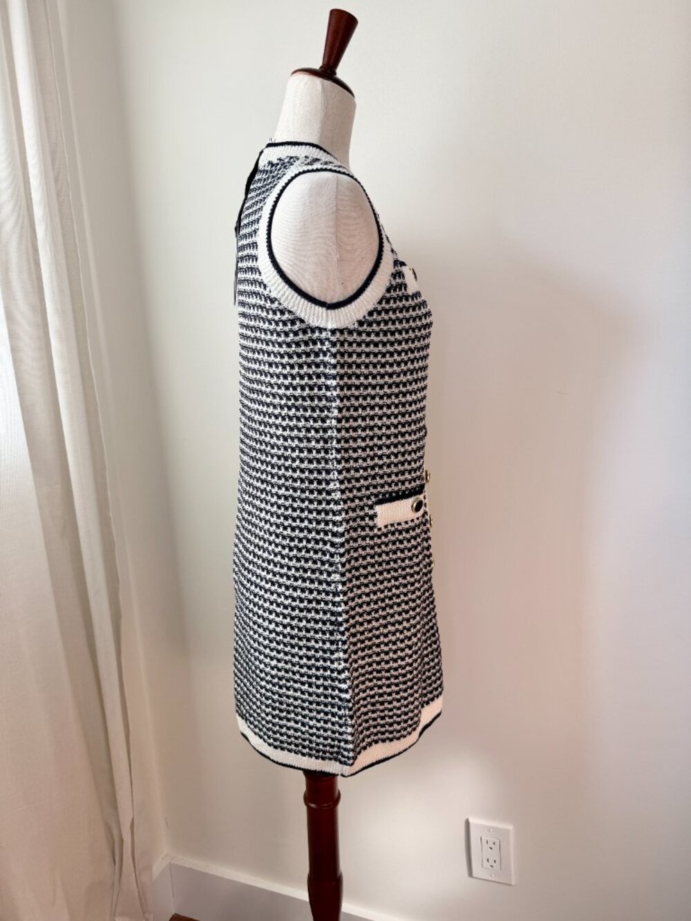Tuckernuck Pomander Place Bardot Mini Dress Medium NWT Navy White Knit - Picture 6 of 11